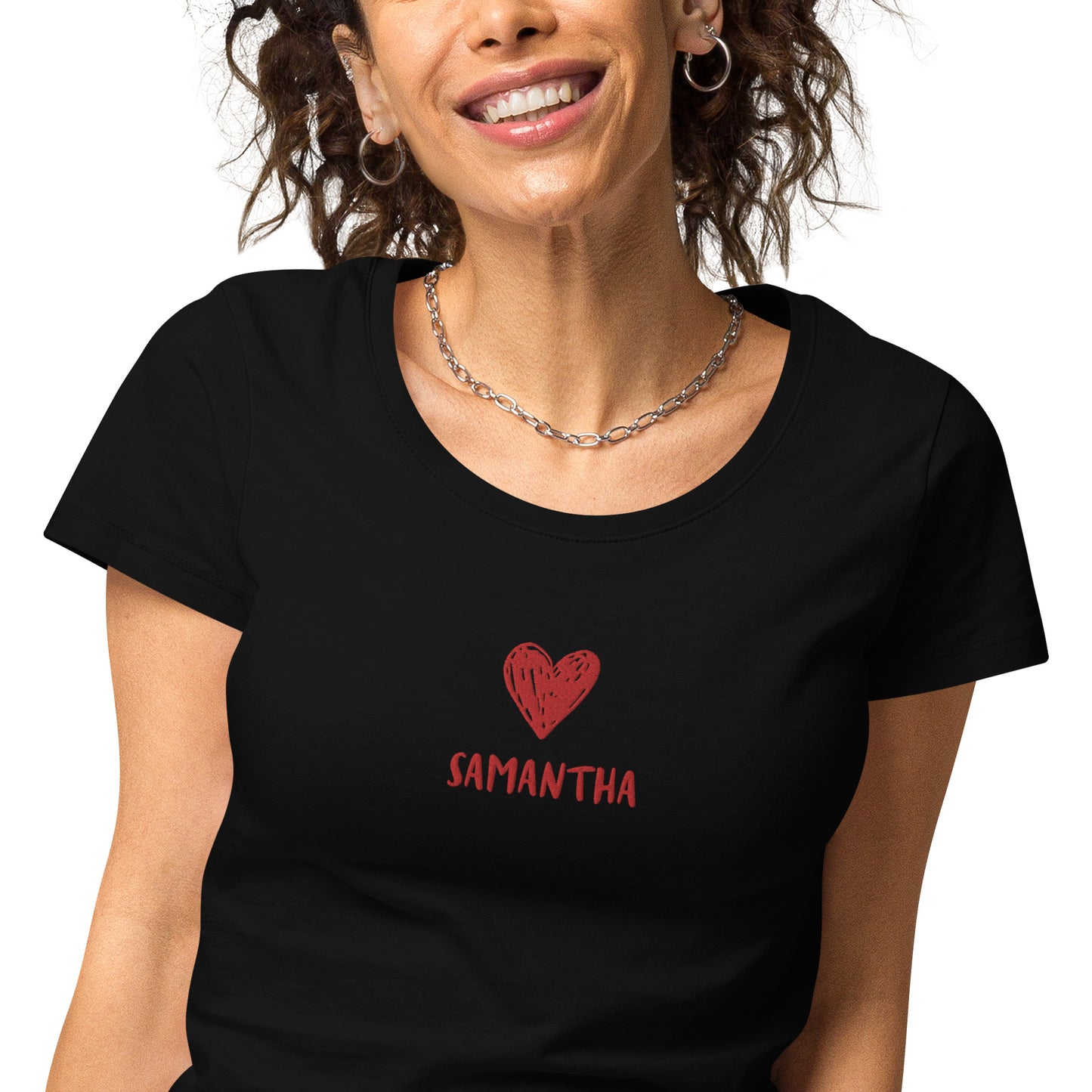 T-shirt da donna HEART personalizzabile con cuore e tuo nome ricamato | Vari colori | Idea regalo compleanno, anniversario, matrimonio - T-shirt Boutique